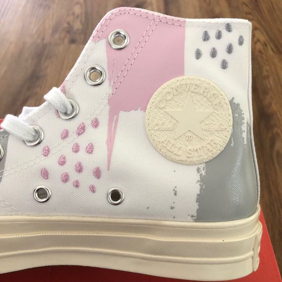 Converse Chuck Taylor All Star hi top multicolored shoes sneakers sz 8 womens - Picture 2 of 6